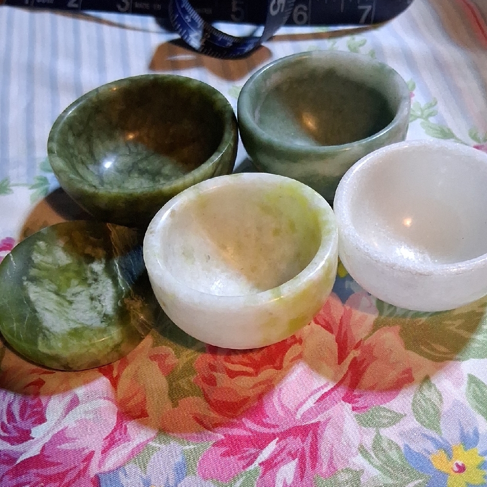 Set of Green and White Stone Bowls - Picture 1 of 6